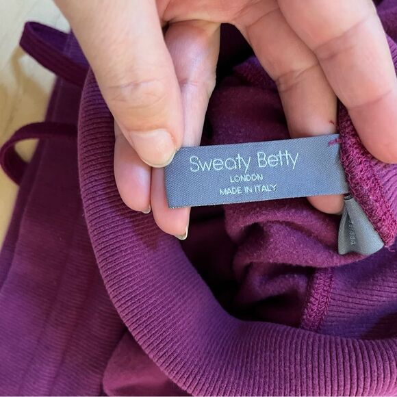 Sweaty Betty Melody Luxe Fleece Sweatshirt in Amaranth Pink 6 - Picture 9 of 14